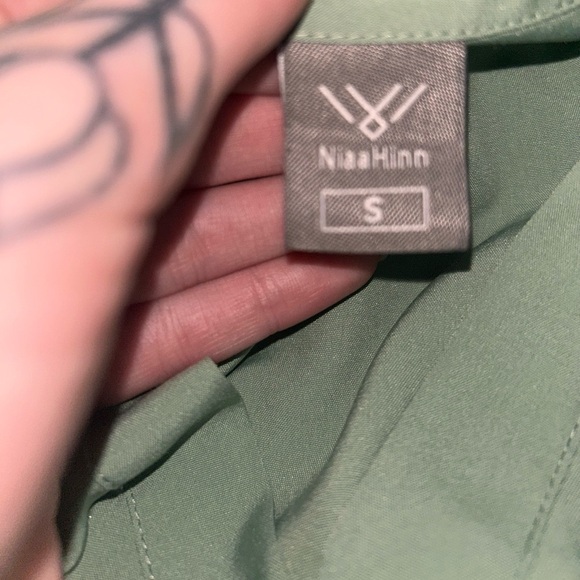 Light/Mint Green Scrub set 💚💐 - Picture 4 of 4